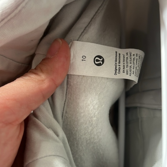 Lululemon Crop Zip Up Hoodie - Picture 5 of 6